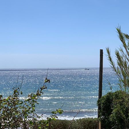 Au Bord De La Mer 滨海卡瓦莱尔 外观 照片